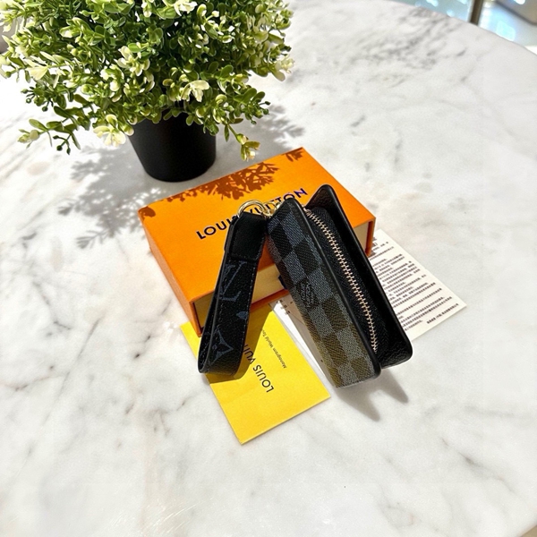 ブランドキーホルダー素材ディテール